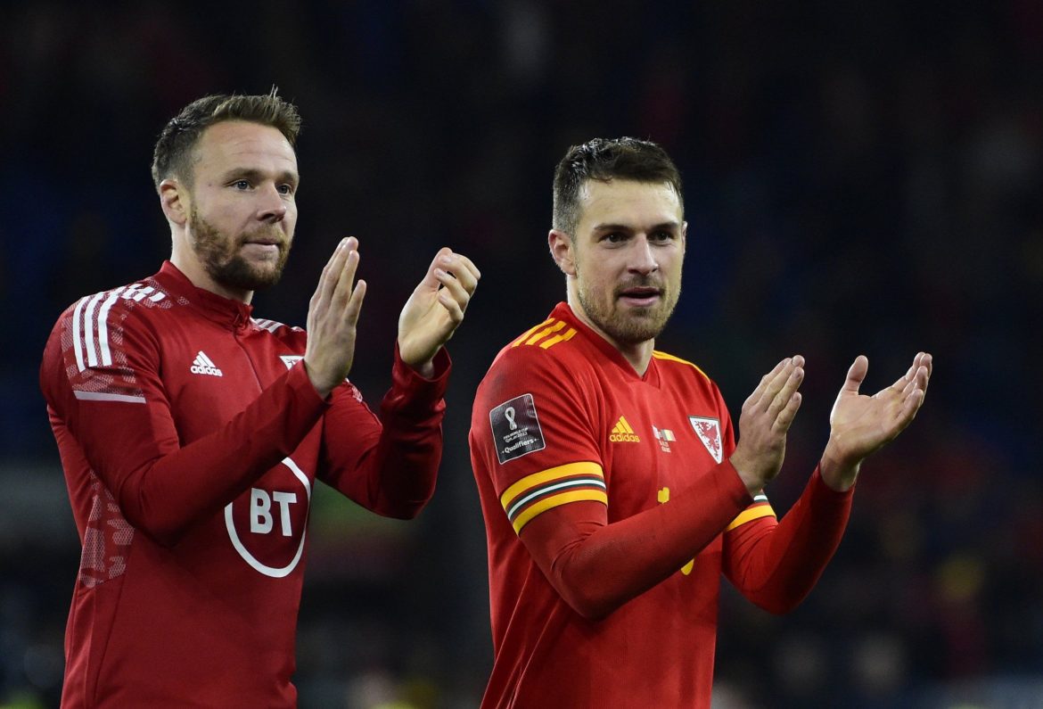 Rangers: Aaron Ramsey drops transfer teaser