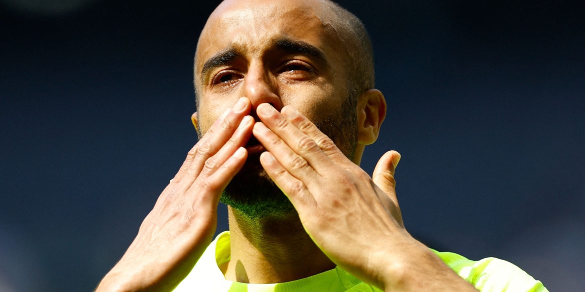 Newcastle Make Contact Over Free Transfer Of "Magic" Winger